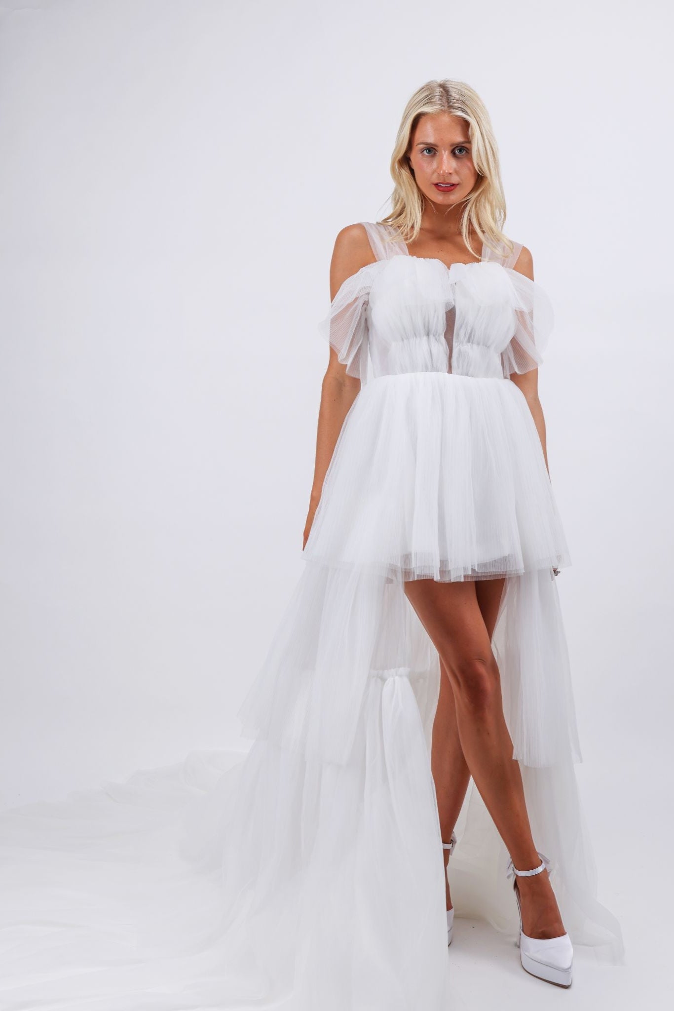 Multi layered pleated texture high low White maxi bridal dress White / XS / US 0-2 Multi layered pleated texture high low White maxi bridal dress White / XS / US 0-2