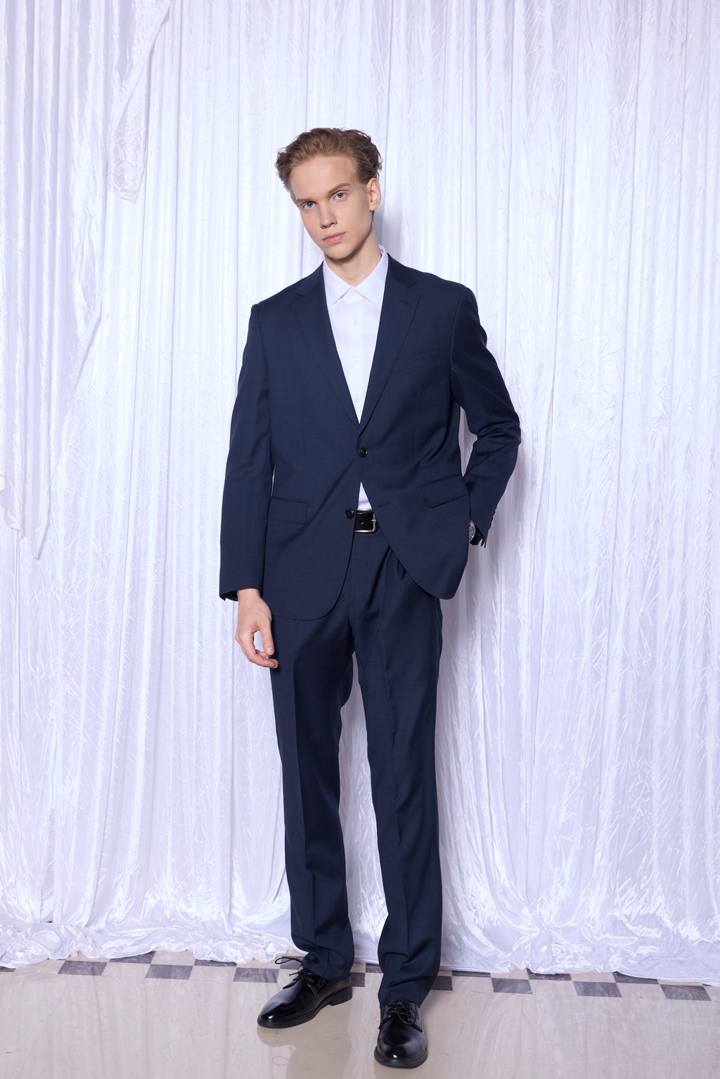Silk-blend Luxury Cashmere Light Weight Wool Suit in Midnight Navy
