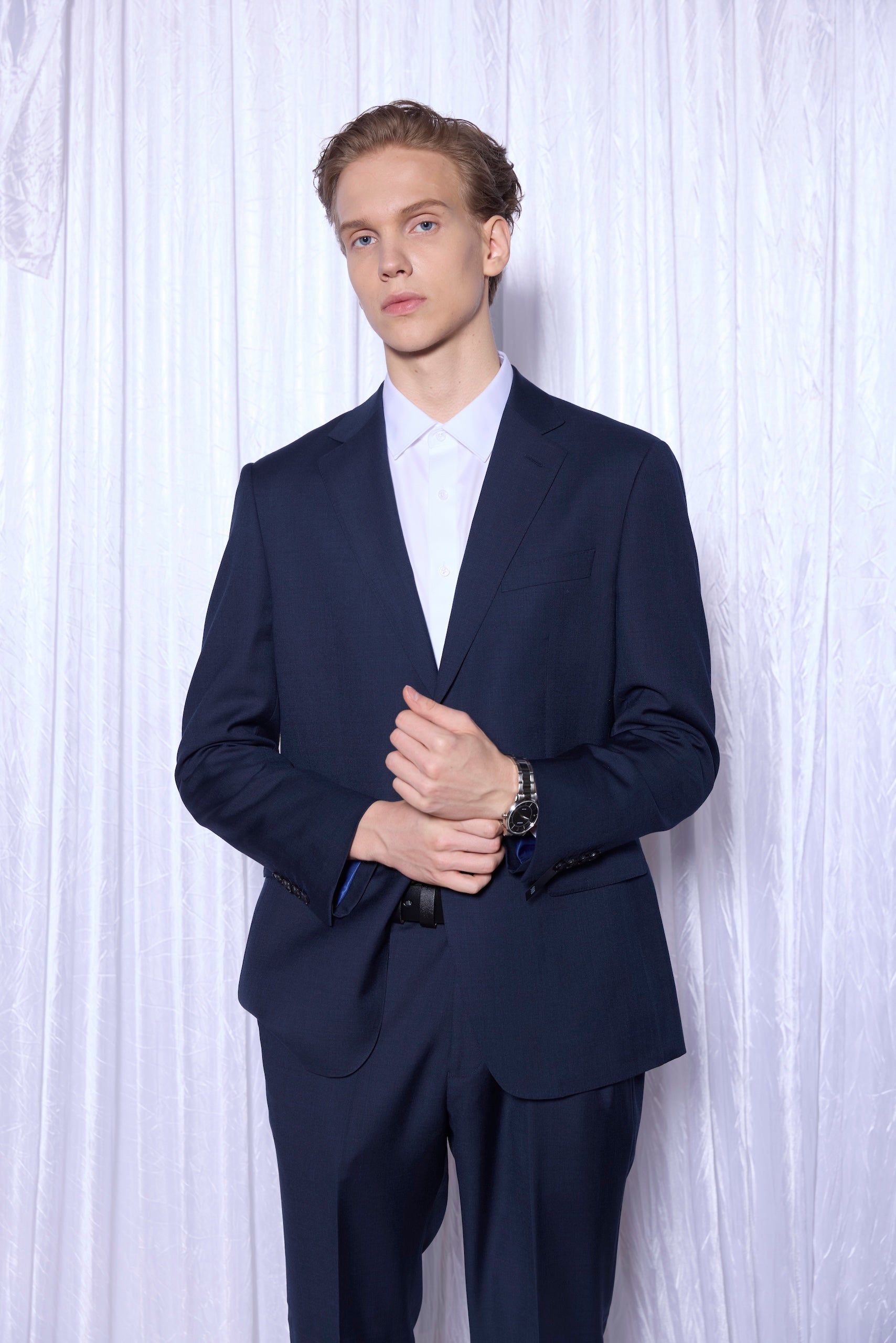 Silk-blend Luxury Cashmere Light Weight Wool Suit in Midnight Navy