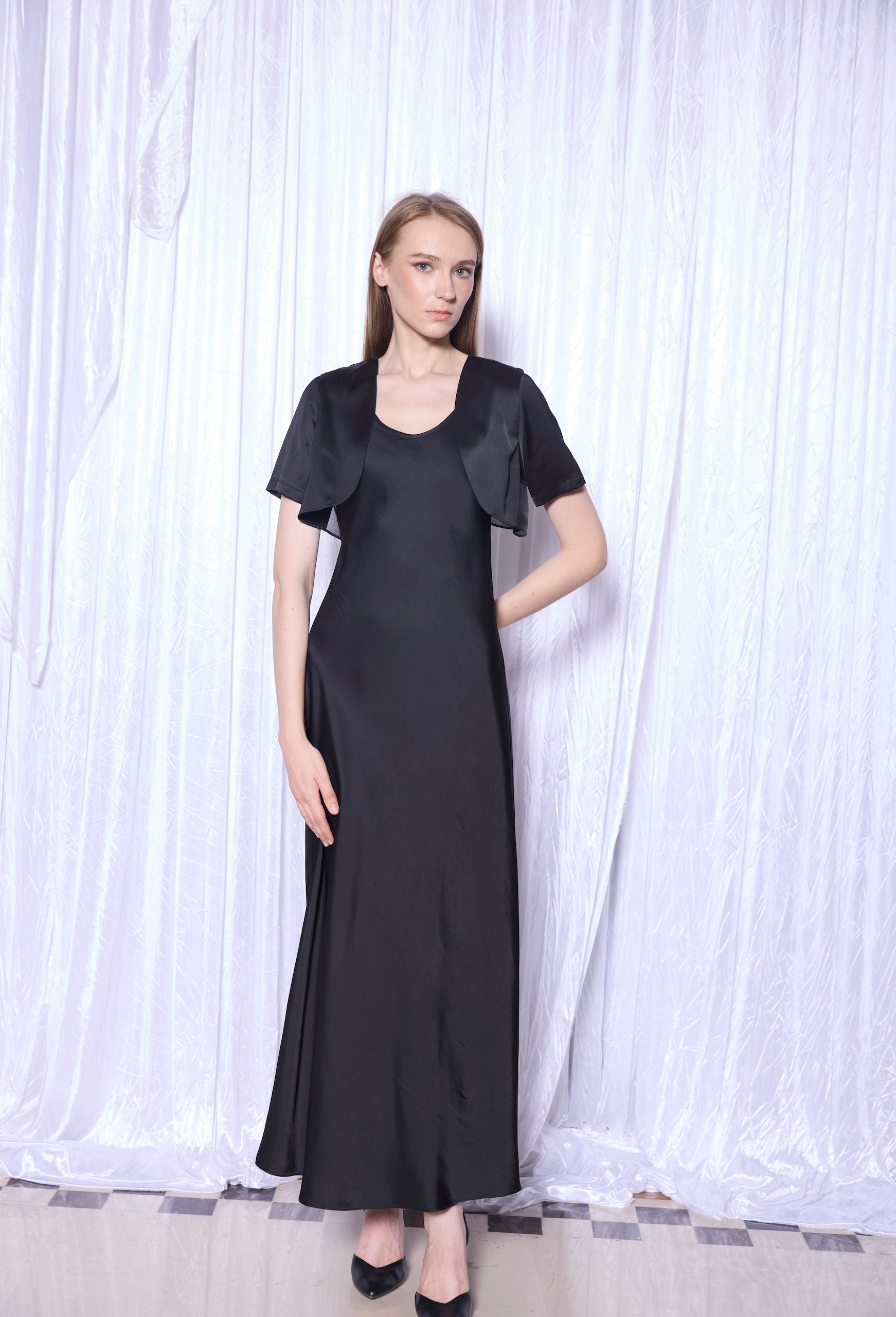 Satin Bolero Top in Noir