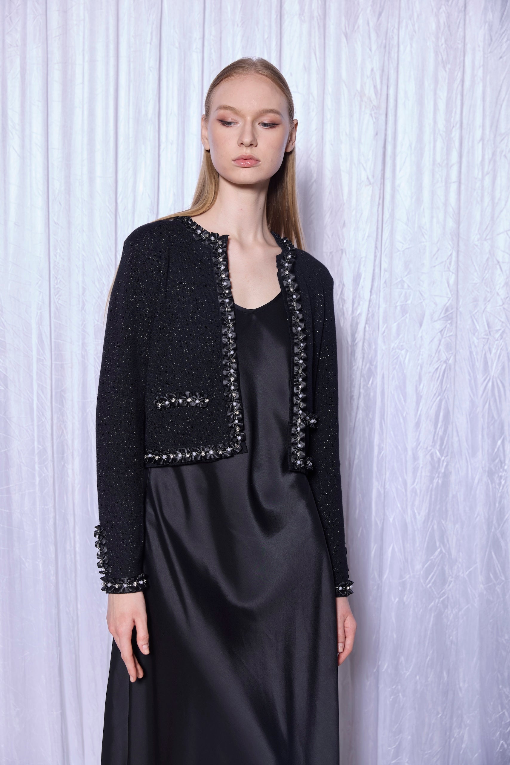Trimmed Knit Jacket in Noir
